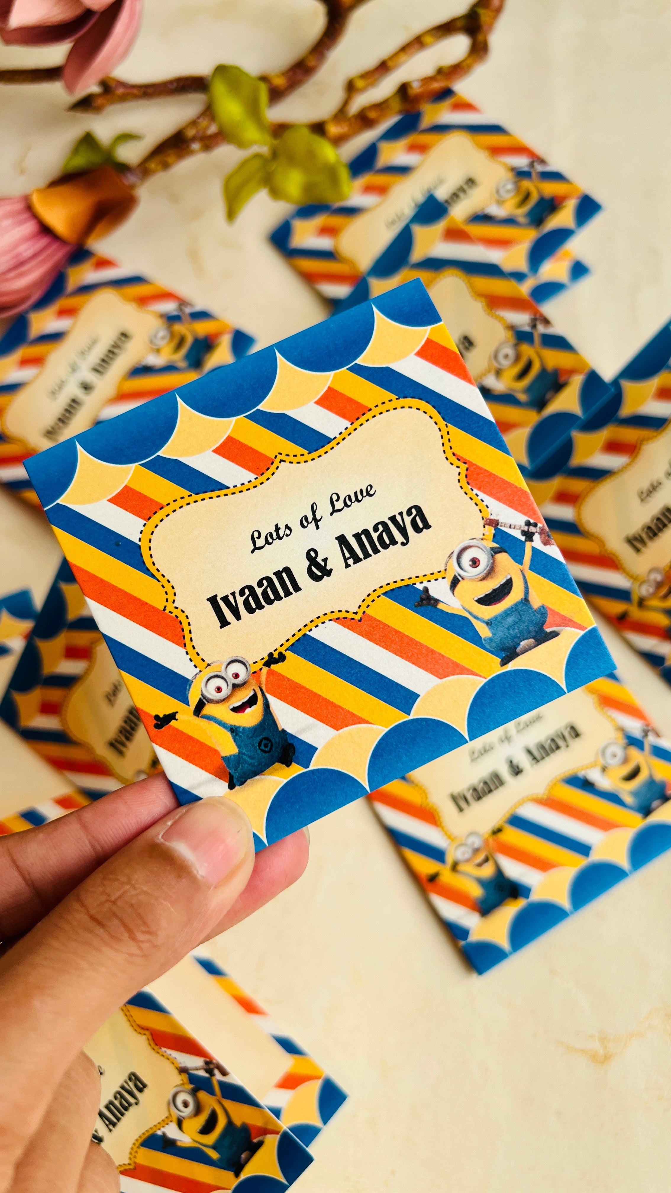 Folding Notecards Minions