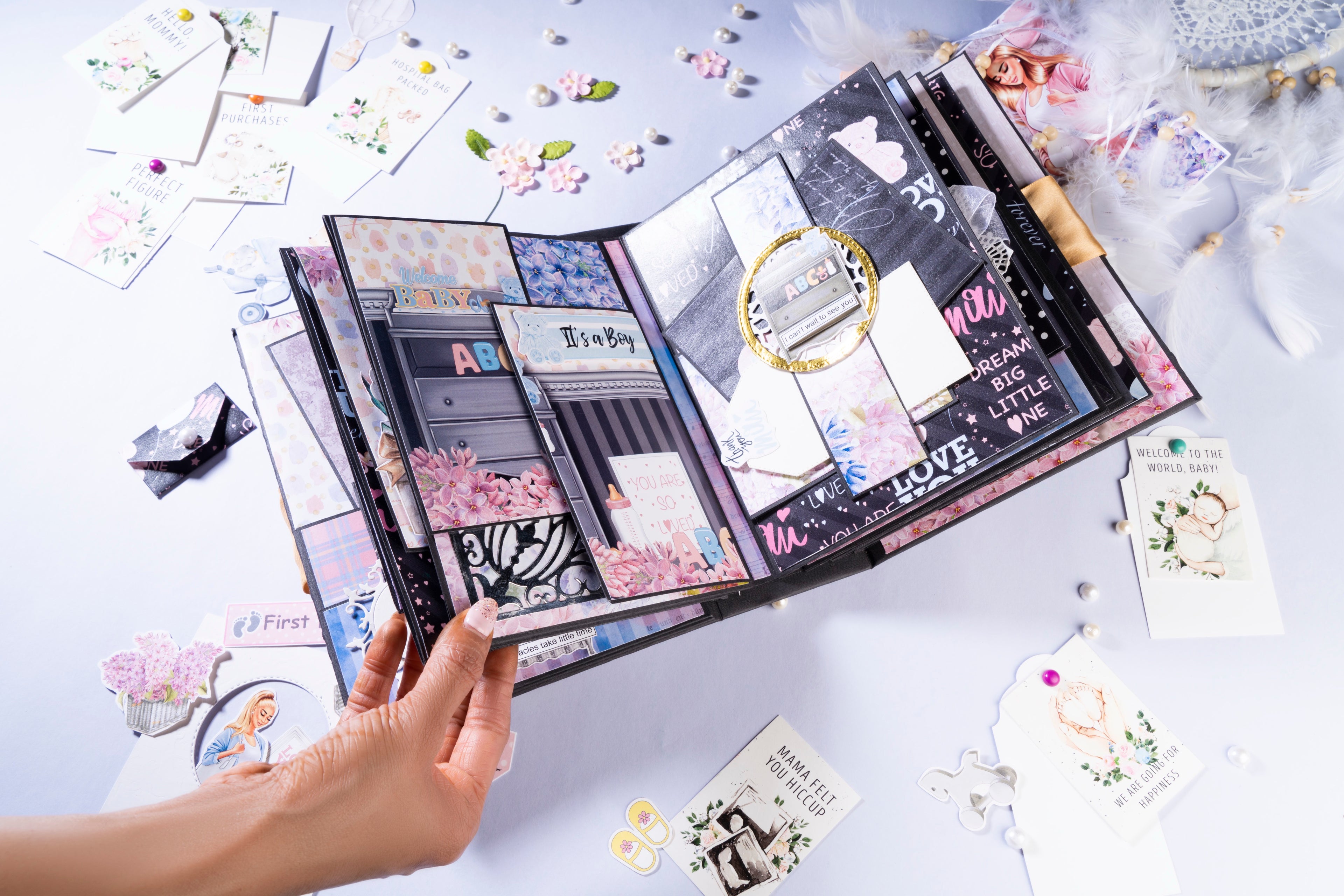 Pregnancy Photo Album- Bump To Baby Diaries