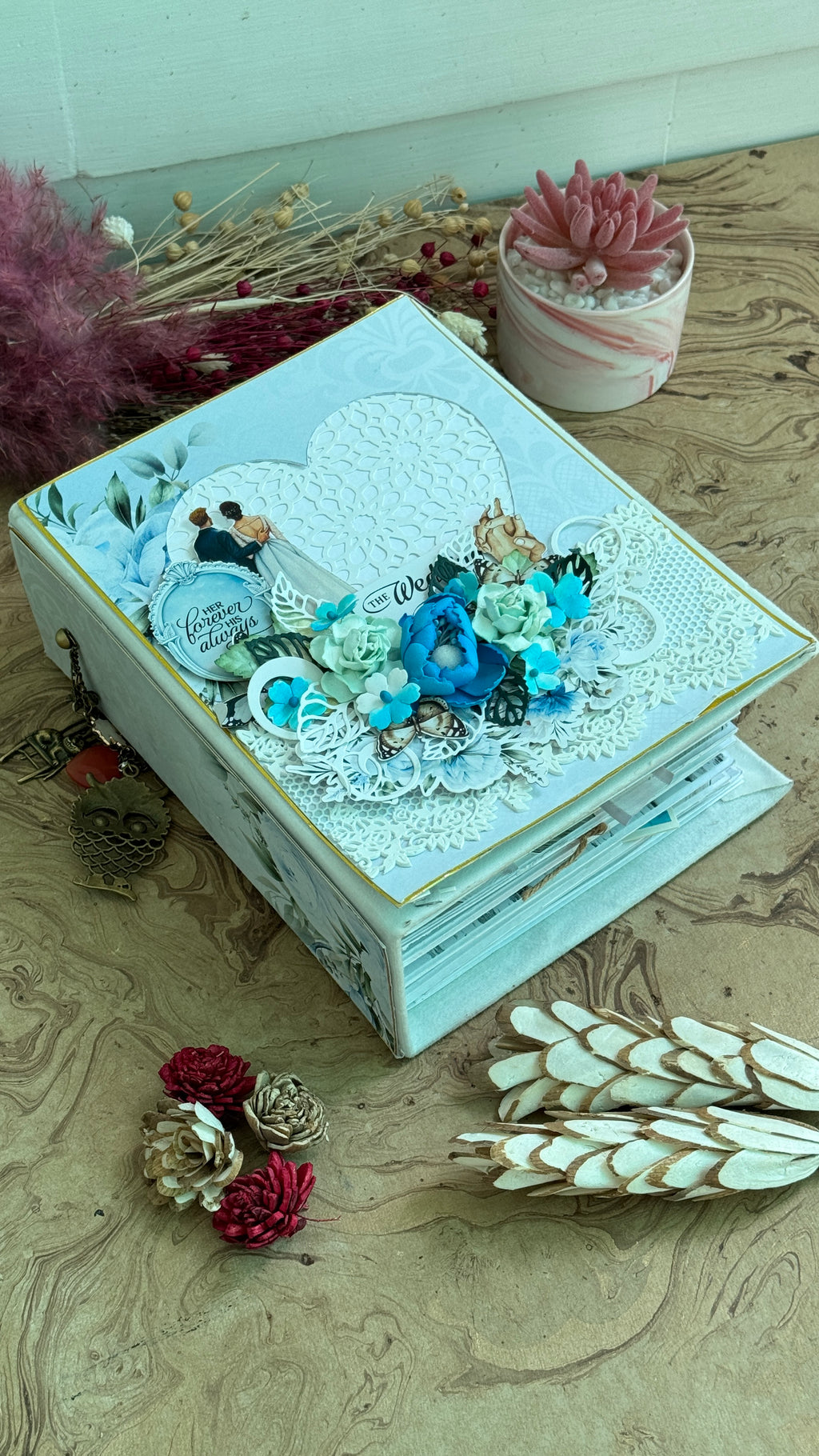 Family Photo Book- White Wedding