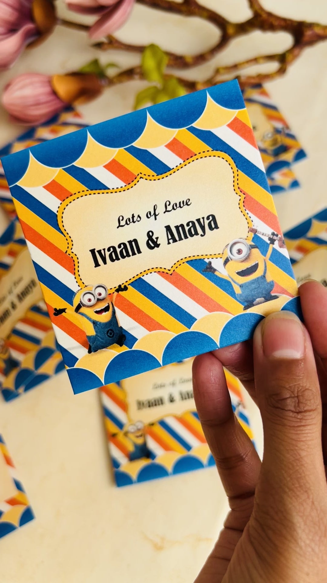 Folding Notecards Minions